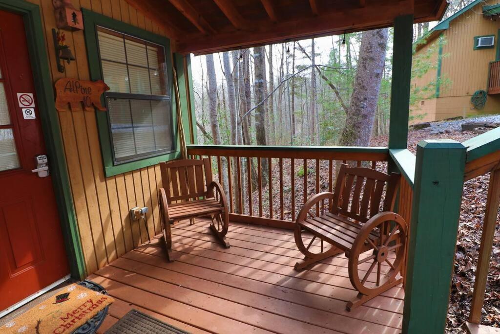 Mountain Cabin 2B Jacuzzi #10 هيلين المظهر الخارجي الصورة
